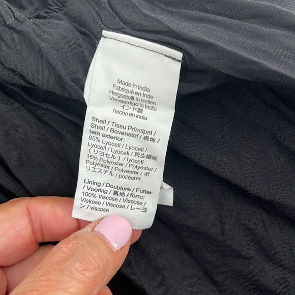 J. Crew Black Crinkled Gathered-Waist Skirt Summer Beach Size Large - Picture 6 of 7